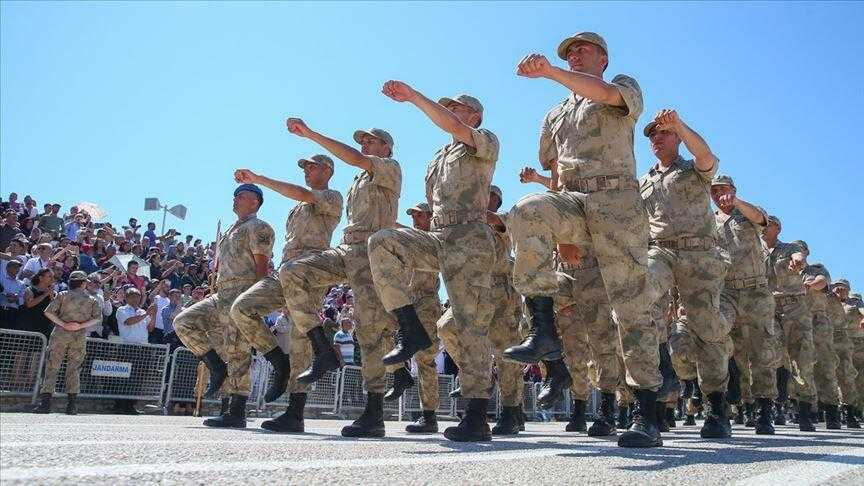 Askerliğini Uzatan Çavuş, Onbaşı ve Erler Ne Kadar Maaş Alacak?