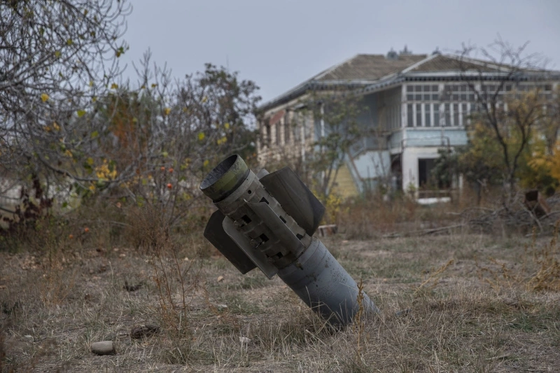 Azerbaycan'ın Terter Kentine Atılan Patlamamış Smerch Füzesi Etkisiz Hale Getirildi