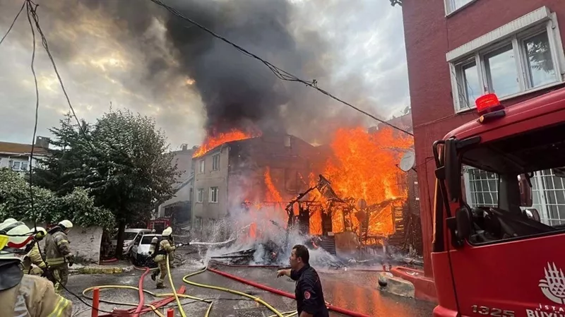 Beykoz'da Yangın