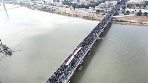 İran Halkı Kudüs Günü Yürüyüşünde İmam Mücteba Hamanei ile Biat Tazeledi