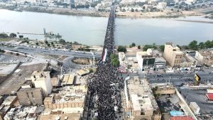 İran Halkı Kudüs Günü Yürüyüşünde İmam Mücteba Hamanei ile Biat Tazeledi